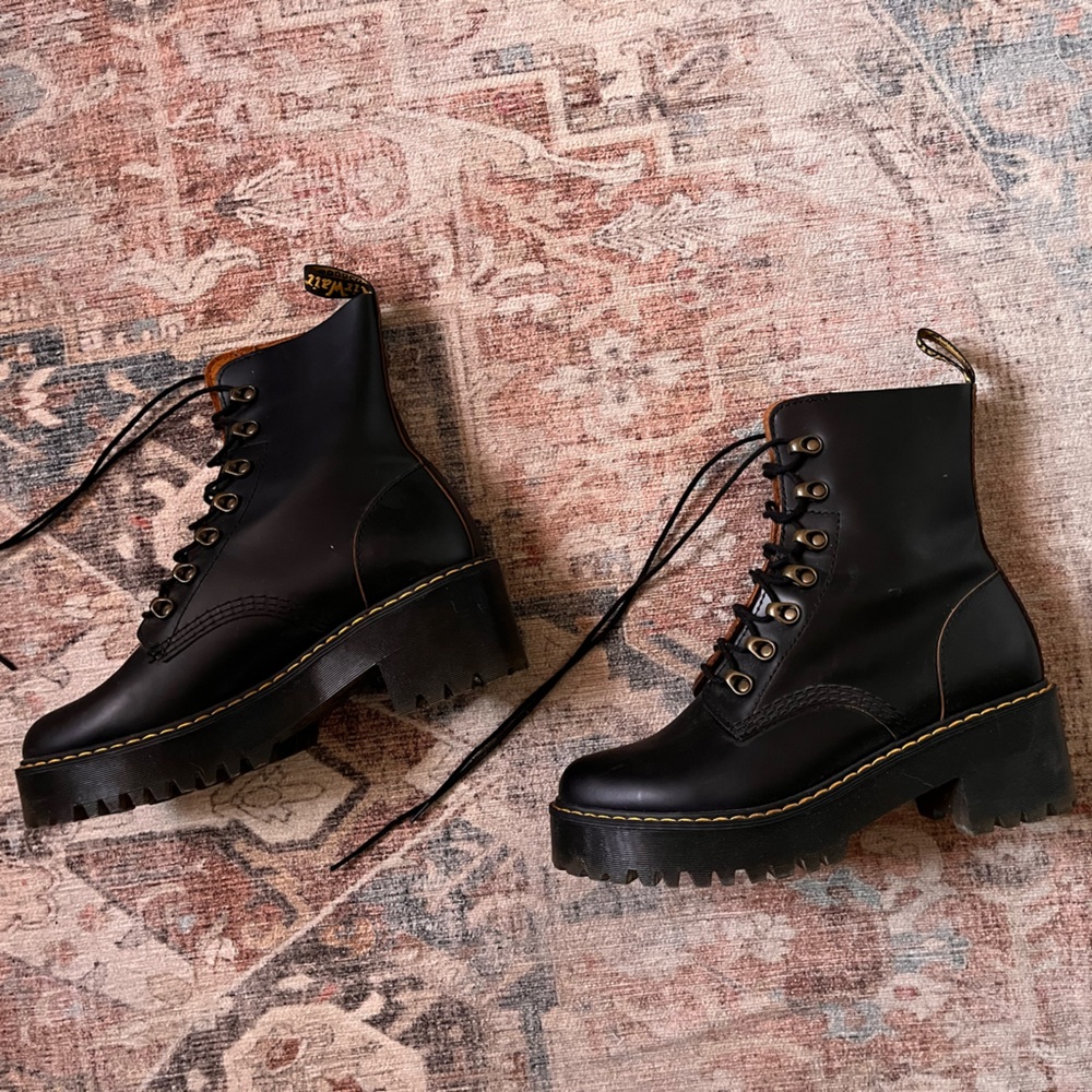 Dr. Martens Leona Black Boots